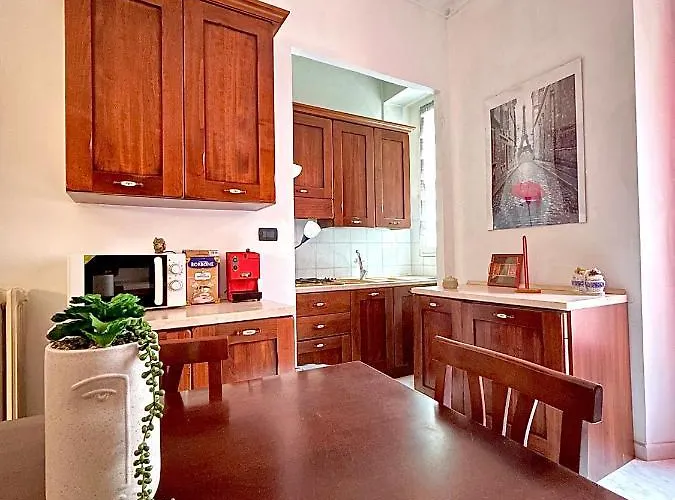 Bella House, A 200 Metri Dalla Metropolitana *