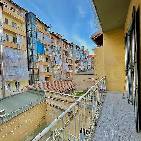 Daire Bella House, A 200 Metri Dalla Metropolitana